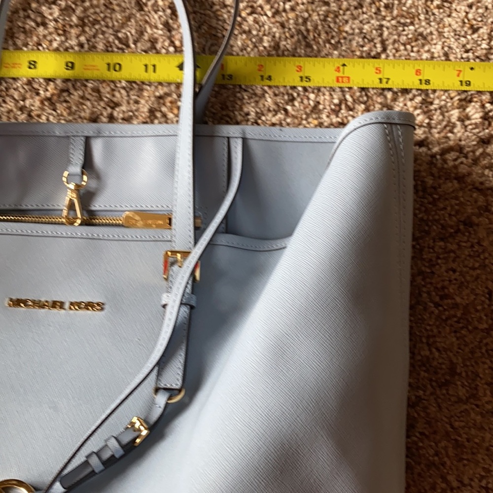Michael Kors Large Tote Light Blue - Picture 10 of 14